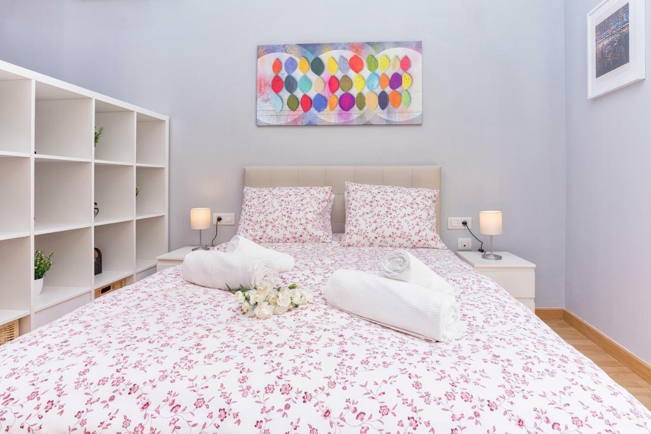 -Malagasunapts- Vibrant Historic City Centre Bagian luar foto